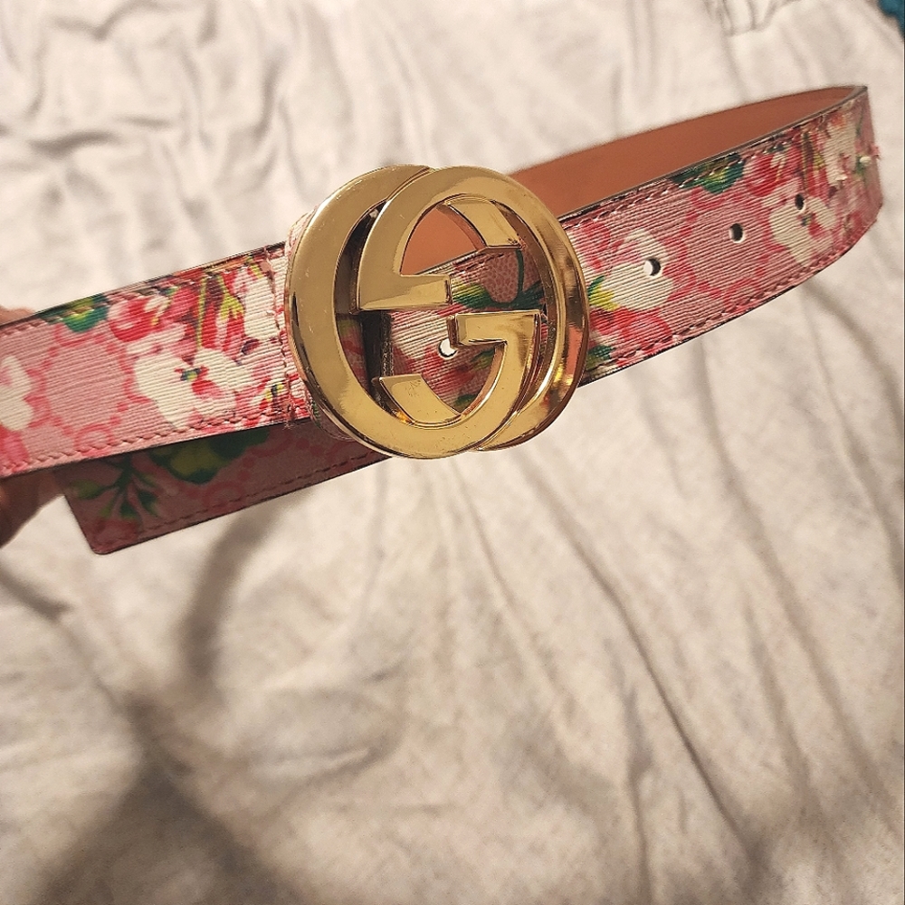Gucci Unisex Floral Belt 44/110